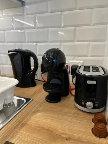 2br & Parking, Promenade Walks