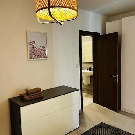 Sliema, Apt7, Stylish 2 Bedroom With Parking * Sliema